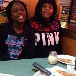 Meet your Posher, Earl